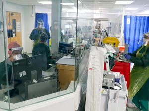 Supporting image for story: Covid-19: NHS cannot demand lockdowns at ‘first whiff of extra pressure’