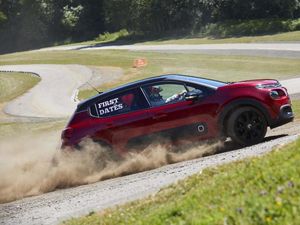 Supporting image for story: Citroen reinvents speed dating for First Dates