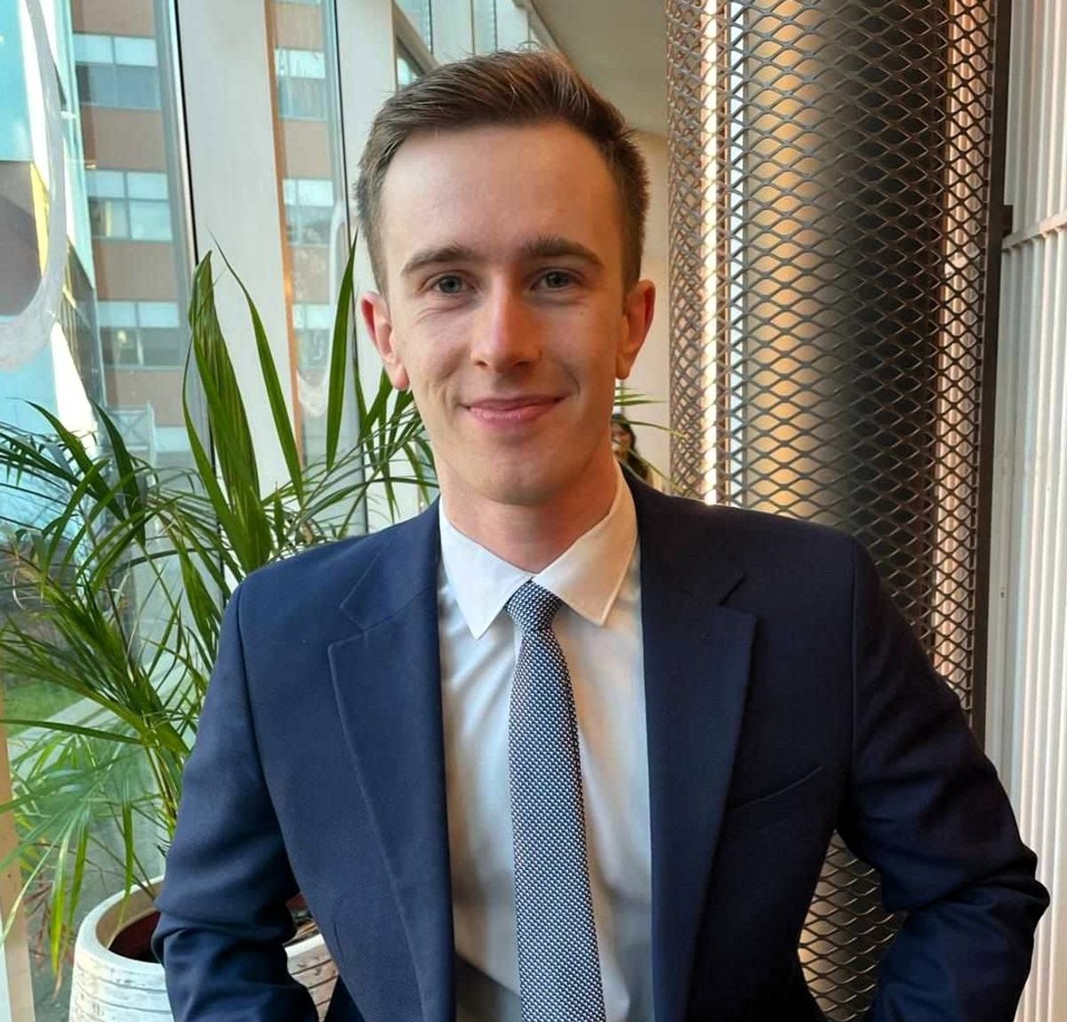 From Wales to Westminster...alumnus wins top journalism prize ahead of dream politics role