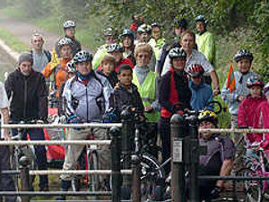 Supporting image for story: Cyclists' protest on path barriers