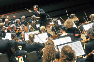 Supporting image for story: Christmas cracker for CBSO at Birmingham Symphony Hall