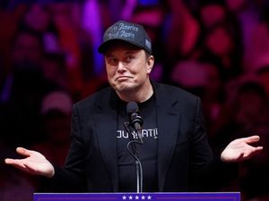 Supporting image for story: Elon Musk and Vivek Ramaswamy to advise White House on government efficiency