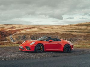 Supporting image for story: First drive: Porsche 911 Speedster brings GT3 flair to the drop-top sports car
