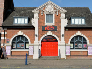 Supporting image for story: New ticket partnership for Bilston's iconic Robin music venue