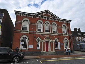 Supporting image for story: Opening hours cut at Sandwell libraries in bid to save £700k