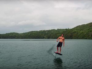 Supporting image for story: This ‘flying’ surfboard can help anyone master the waves