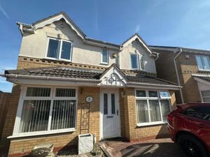 Supporting image for story: Modern 4-bedroom detached house with two reception rooms in Bilston on sale for £340,000
