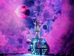 Supporting image for story: Emmy ‘did a deep dive on Irish culture’ to represent Ireland at Eurovision