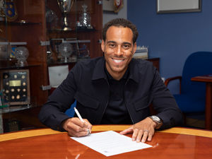 Supporting image for story: Elliott Bennett delighted at Shrewsbury move 