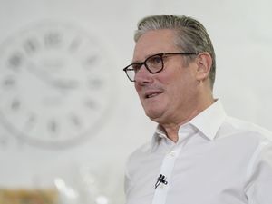 Supporting image for story: Starmer clarifies position on EU after Lammy talks up customs union