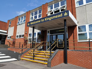 Supporting image for story: Parents could be fined for children being late to school just TEN times