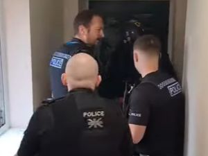 Supporting image for story: Police storm Kidderminster property and allegedly find weapons and class A drugs