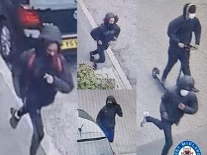 Supporting image for story: Police appealing to find group after man stabbed near Birmingham park