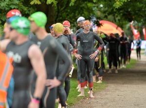 Supporting image for story: Competitors descent on Ellesmere for popular sporting event