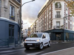 Supporting image for story: Citroen electrifies Berlingo line-up with new battery-powered model