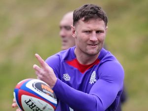 Supporting image for story: Fraser Dingwall happy to be ‘the glue’ that holds England’s backs together