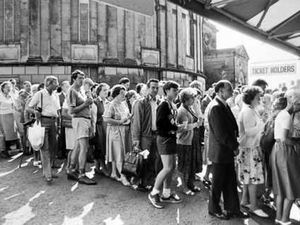 Supporting image for story: This week's Pictures from the Past - June 17