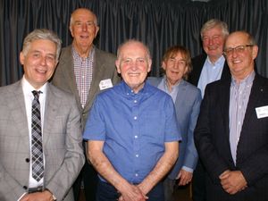 Supporting image for story: Artist tells Rotarians how he became a hospice volunteer