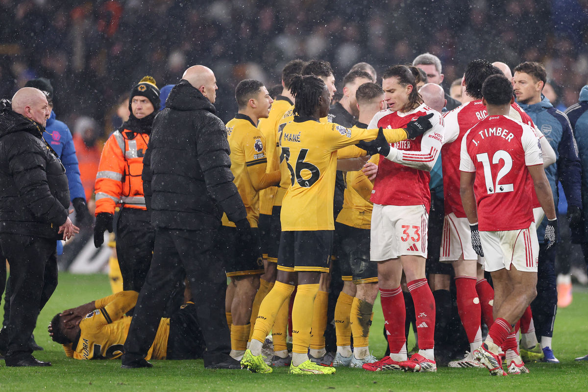 17 of the best pictures as tempers flare after Wolves teenage debutant grabs headlines in dramatic draw
