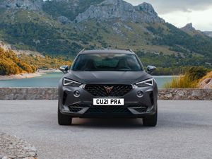 Supporting image for story: These are the best new cars to get on a 21 plate