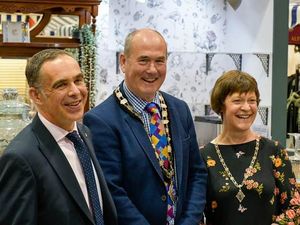 Supporting image for story: Tea party in market as out-going mayor hands over the reigns