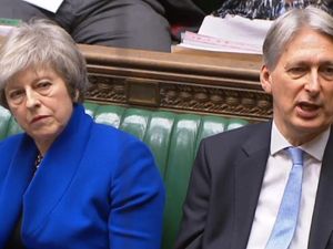 Supporting image for story: PM urged to ditch Brexit talks with Labour and move to indicative votes