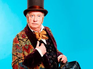 Supporting image for story: Harry Potter and Fast Show actor Mark Williams to appear as Doctor Dolittle at Wolverhampton Grand