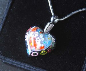 Jewellery made to hold cremated ashes