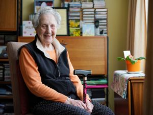 Supporting image for story: D-Day radio operator will ‘never forget’ the sounds of gunfire and screaming