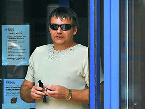 Supporting image for story: Man turns up to court hearing in dress