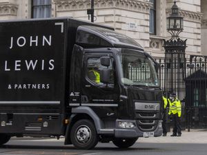 Supporting image for story: John Lewis to recruit 7,000 temporary workers for Christmas period
