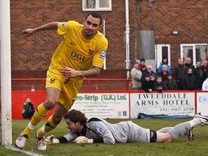 Supporting image for story: Nick Wright eyes settled Harriers role