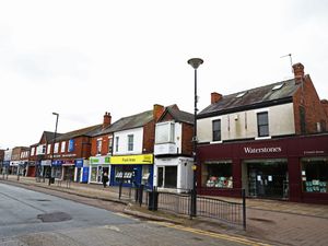 Supporting image for story: Nearly 50 shops closed per day in first half of year, research shows