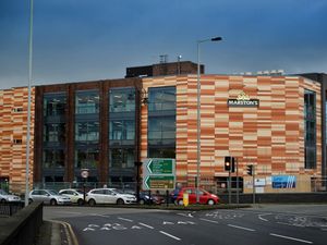 Supporting image for story: US investment firm poised to make bid for Marston's