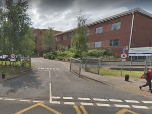 Supporting image for story: Kingswinford school confirms Covid-19 case