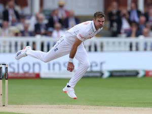 Supporting image for story: Prime Minister Sir Keir Starmer pays tribute to ‘incredible’ James Anderson