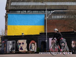 Supporting image for story: 16,400 people have arrived in UK under Ukraine visa schemes