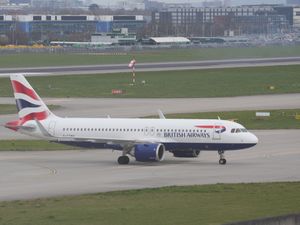 Supporting image for story: Heathrow unveils plans to add up to 10 million passengers by 2031