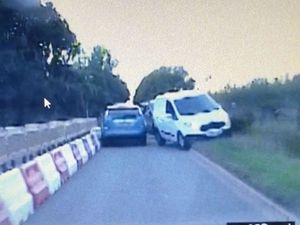 Supporting image for story: 'Stolen' Ford Focus rams police before driving towards oncoming traffic to escape officers