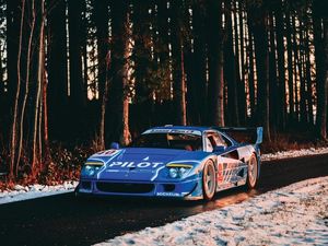 Supporting image for story: Ferrari F40 LM sells for £4.2 million