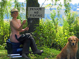 Supporting image for story: Gamebirds strip in tribute to man with an eye for ladies