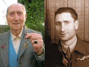 Supporting image for story: Minefield rescue war hero Les Belcher dies aged 97