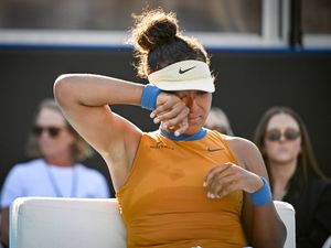 Supporting image for story: Naomi Osaka retires from Auckland final in injury scare ahead of Australian Open