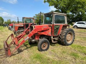 Supporting image for story: Tractors sell for up to £8,500 at Shropshire farm dispersal