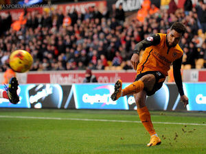 Supporting image for story: Scott Golbourne aims for new Wolves deal