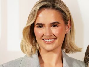 Supporting image for story: Molly-Mae: I will wear engagement ring again ‘if Tommy Fury makes a gesture’