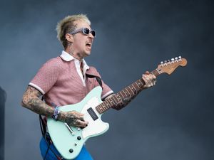 Supporting image for story: Punk duo Slaves return to music scene with new name