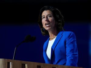 Supporting image for story: US planning to ban Chinese and Russian tech in cars over security fears