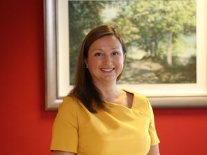 Supporting image for story: Contractor or employee? New rules bring big decisions