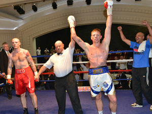 Supporting image for story: The first of many title tests for Ricky Summers